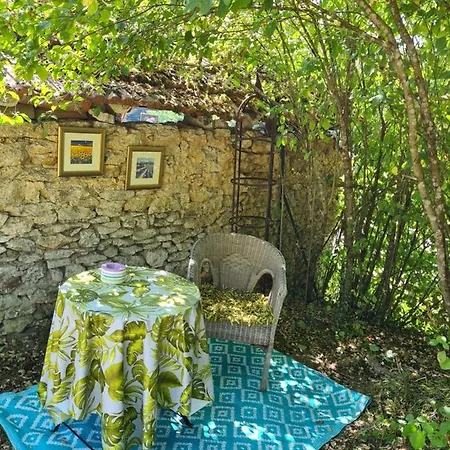 Alojamento de Acomodação e Pequeno-almoço La Perle De Frayssinet-le-gélat - D'hôtes -